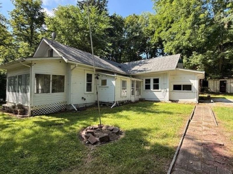 629 Portage Lakes Drive, Akron, OH 44319 Photo 6
