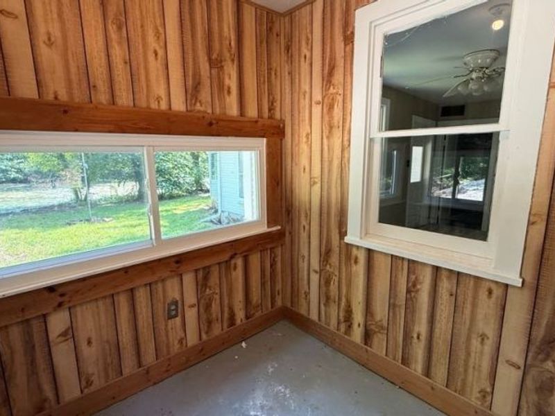 629 Portage Lakes Drive, Akron, OH 44319 Photo 8