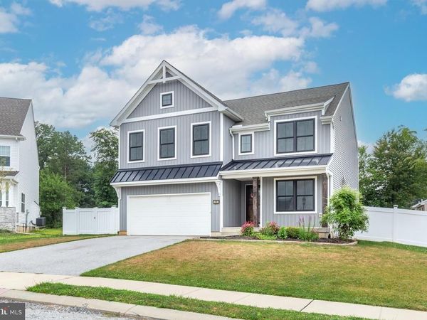15 CLOVERFIELD STREET, STEWARTSTOWN, PA 17363