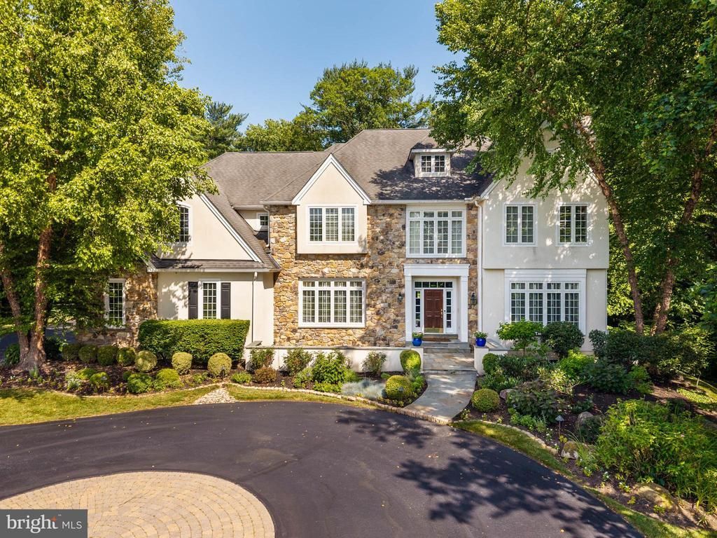 225 E LAURIER PLACE , BRYN MAWR, PA 19010
