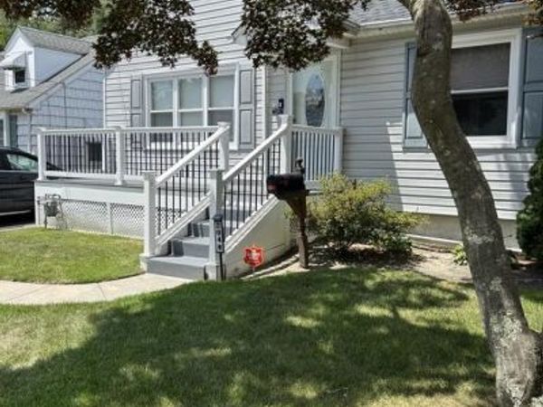 204 W LINDEN AVENUE, LINDENWOLD, NJ 08021