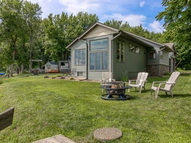 24095 Blue Marina Road, Cleveland, MN 56017