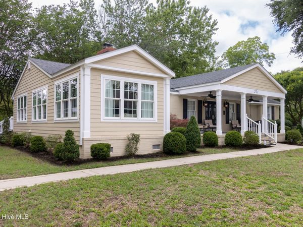 221 E Water Street , Edenton, NC 27932