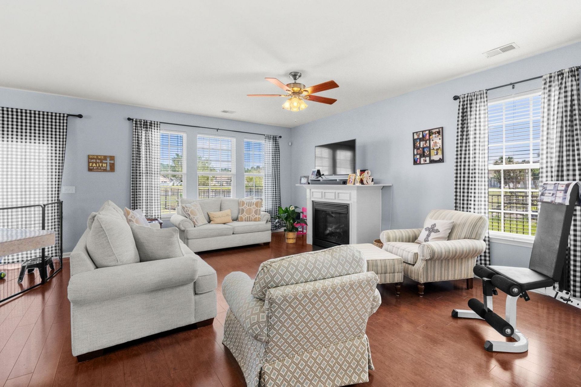 258 Burchwood Dr. Photo 6