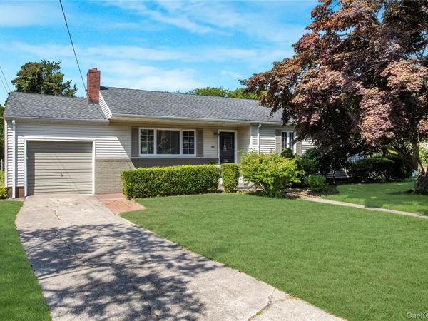 32 General McLean Drive , Bellport Village, NY 11713