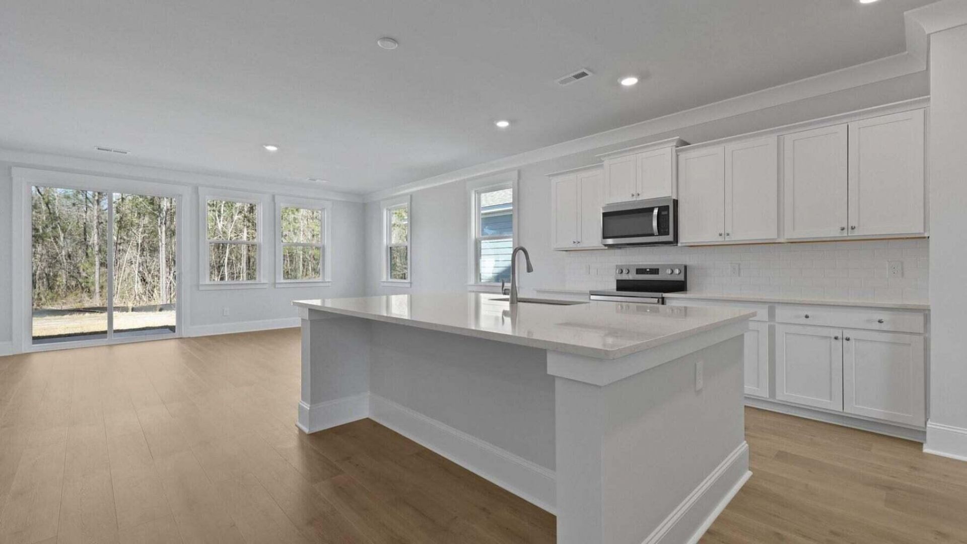 128 Midmills Lane Photo 4