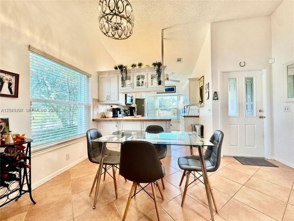 11078 SE Sea Pines Cir, Hobe Sound, FL 33455