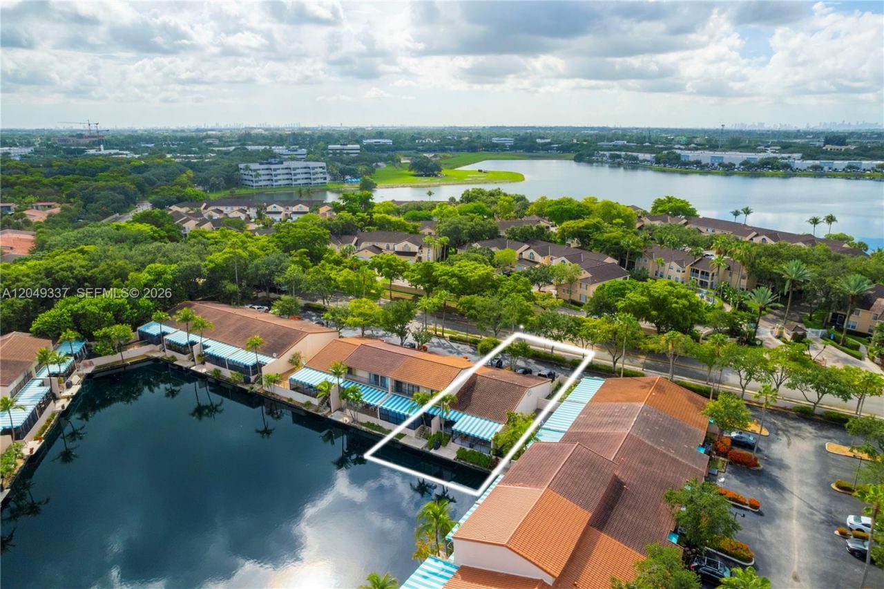 14808 Balgowan Rd , Miami Lakes, FL 33016 Photo