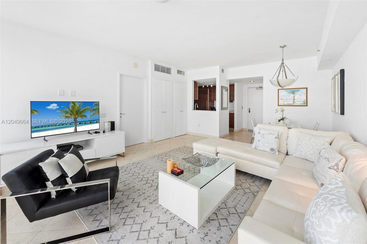 450 Alton Rd , Unit 1708, Miami Beach, FL 33139 Photo