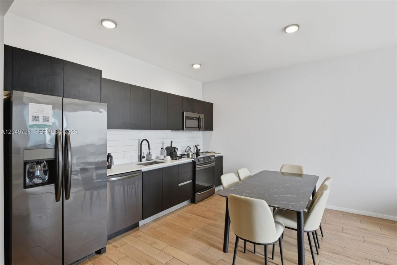 398 NE 5th St , Unit 4719, Miami, FL 33132 Photo