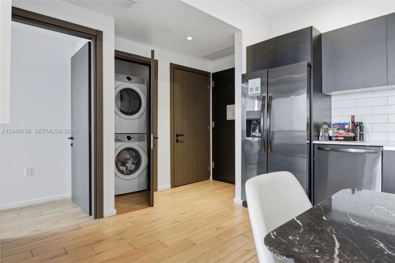 398 NE 5th St , Unit 4719, Miami, FL 33132 Photo
