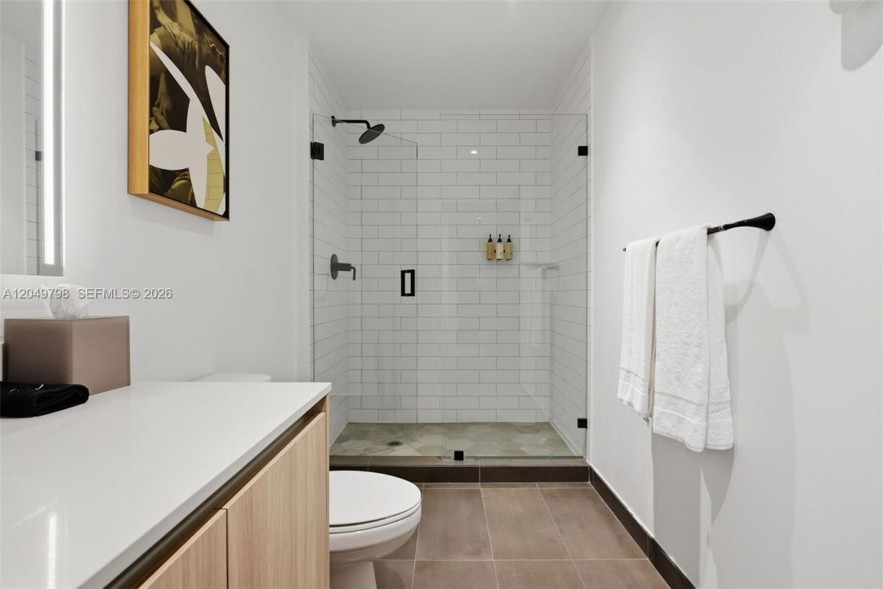 398 NE 5th St , Unit 4719, Miami, FL 33132 Photo