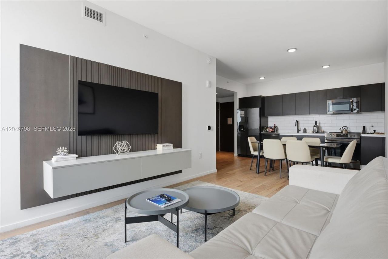 398 NE 5th St , Unit 4719, Miami, FL 33132 Photo