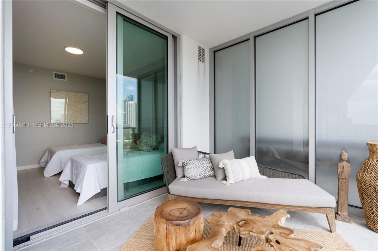 330 Sunny Isles Blvd , Unit 5-1404, Sunny Isles Beach, FL 33160 Photo