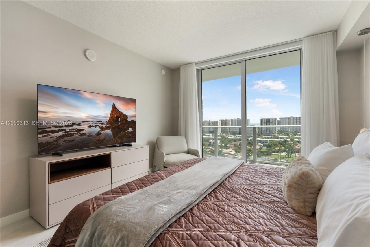 330 Sunny Isles Blvd , Unit 5-1404, Sunny Isles Beach, FL 33160 Photo
