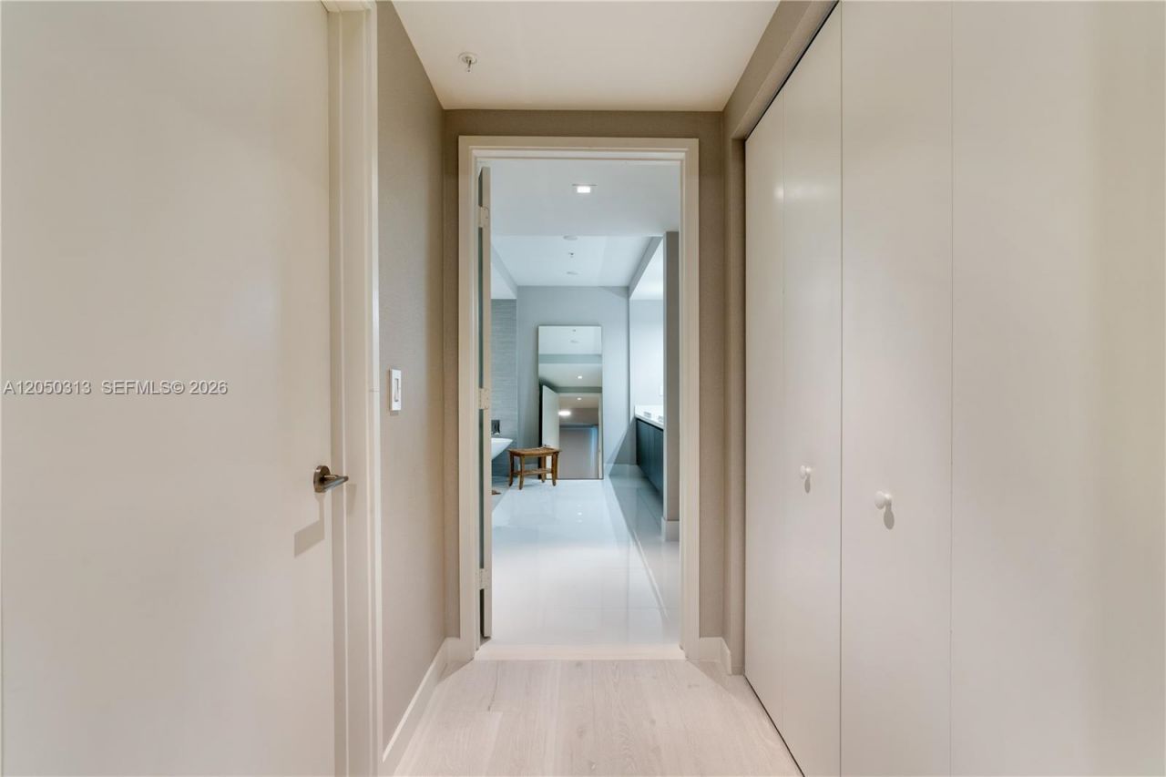 330 Sunny Isles Blvd , Unit 5-1404, Sunny Isles Beach, FL 33160 Photo