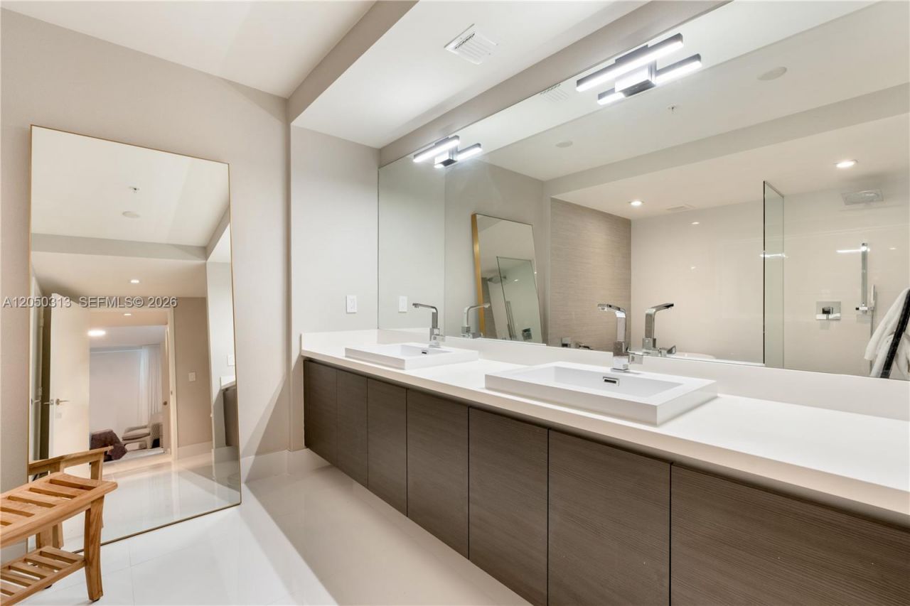 330 Sunny Isles Blvd , Unit 5-1404, Sunny Isles Beach, FL 33160 Photo