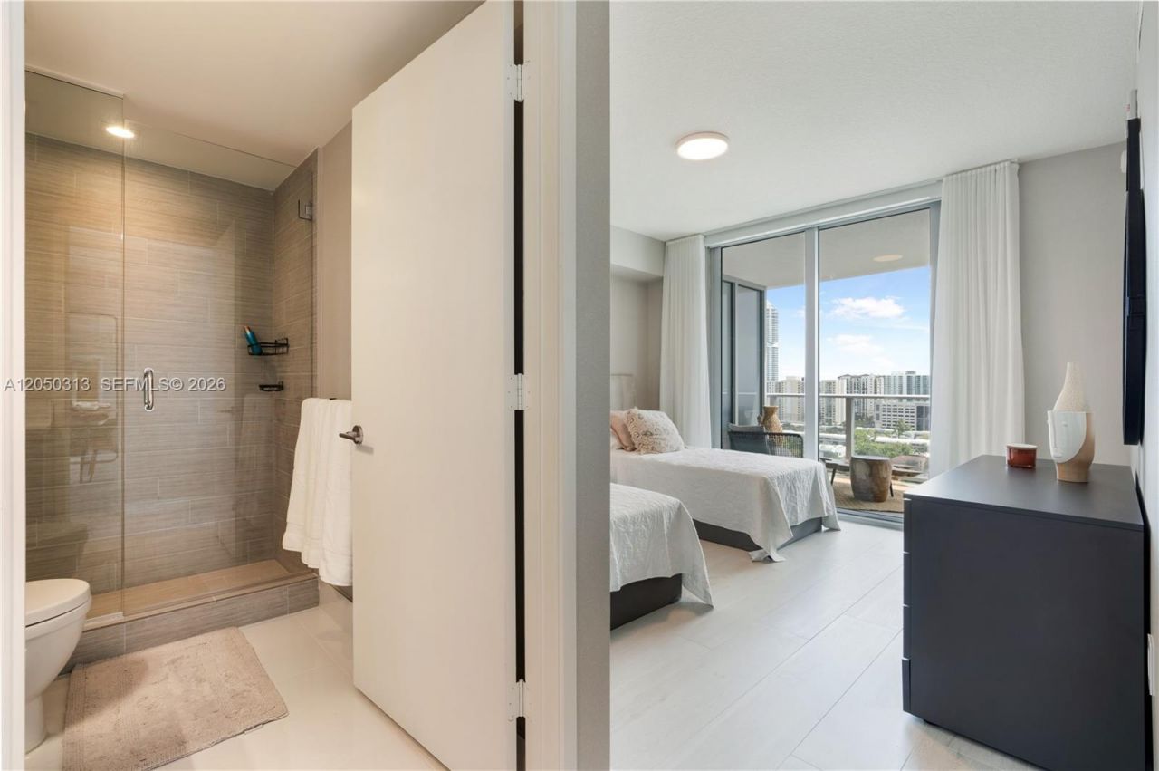 330 Sunny Isles Blvd , Unit 5-1404, Sunny Isles Beach, FL 33160 Photo