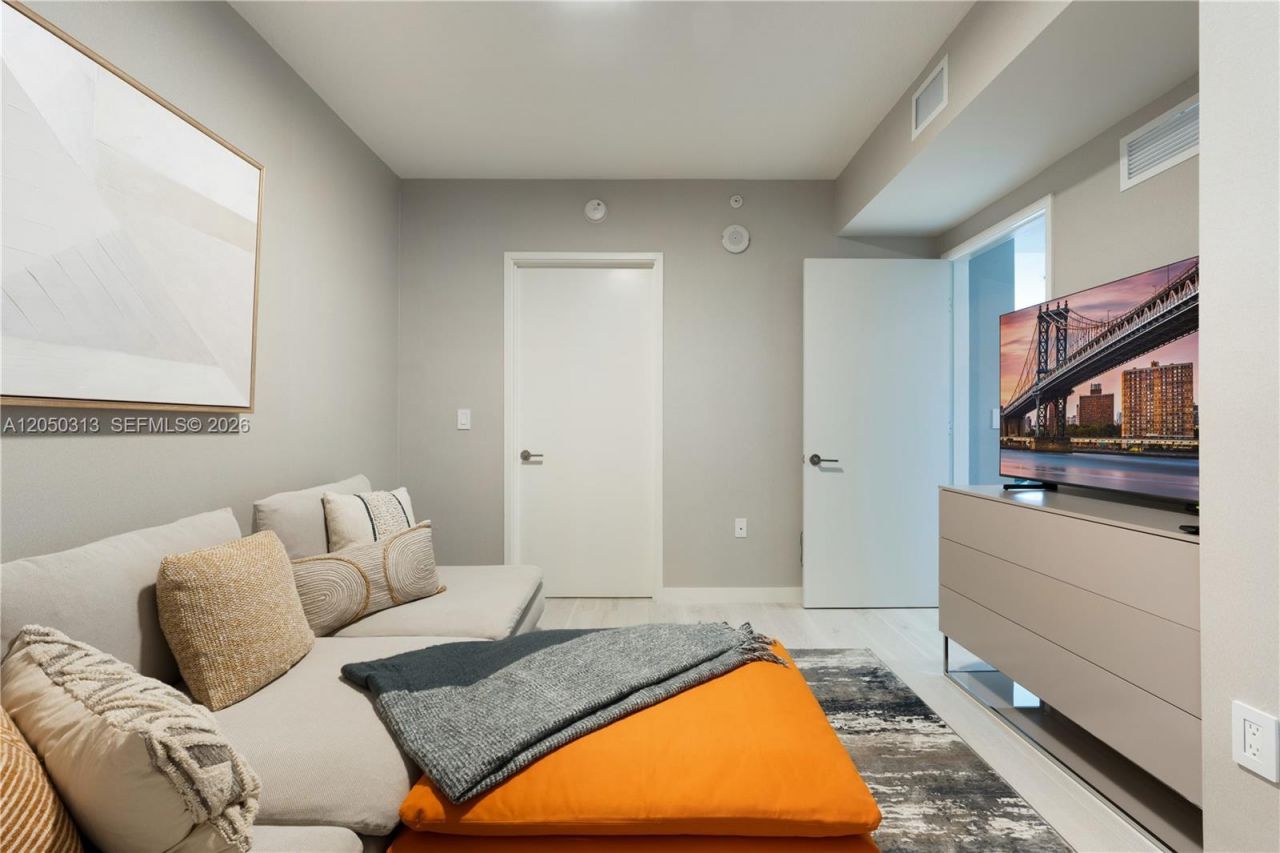 330 Sunny Isles Blvd , Unit 5-1404, Sunny Isles Beach, FL 33160 Photo
