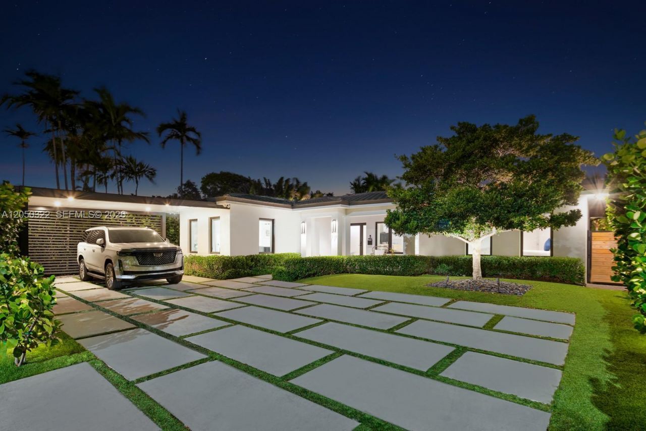 771 Fairway Dr, Miami Beach, FL 33141 Photo