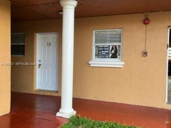 1265 W 24th St , Unit 121, Hialeah, FL 33010