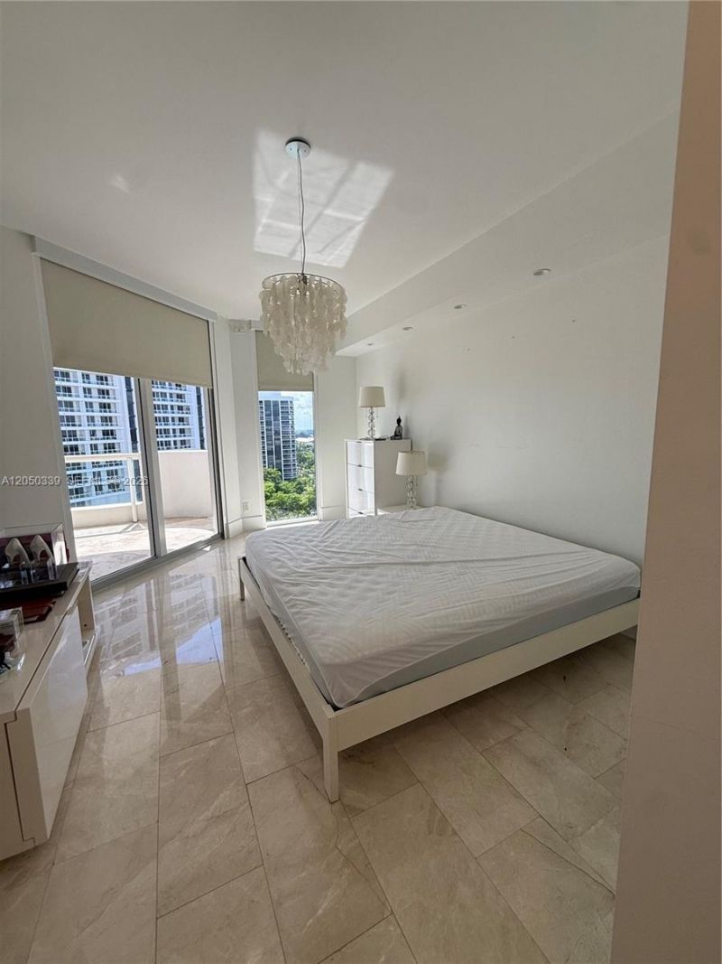 21200 Point Pl, Unit 1403, Aventura, FL 33180 Photo