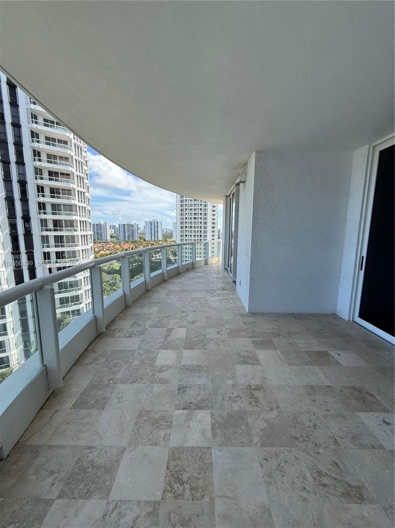 21200 Point Pl, Unit 1403, Aventura, FL 33180 Photo