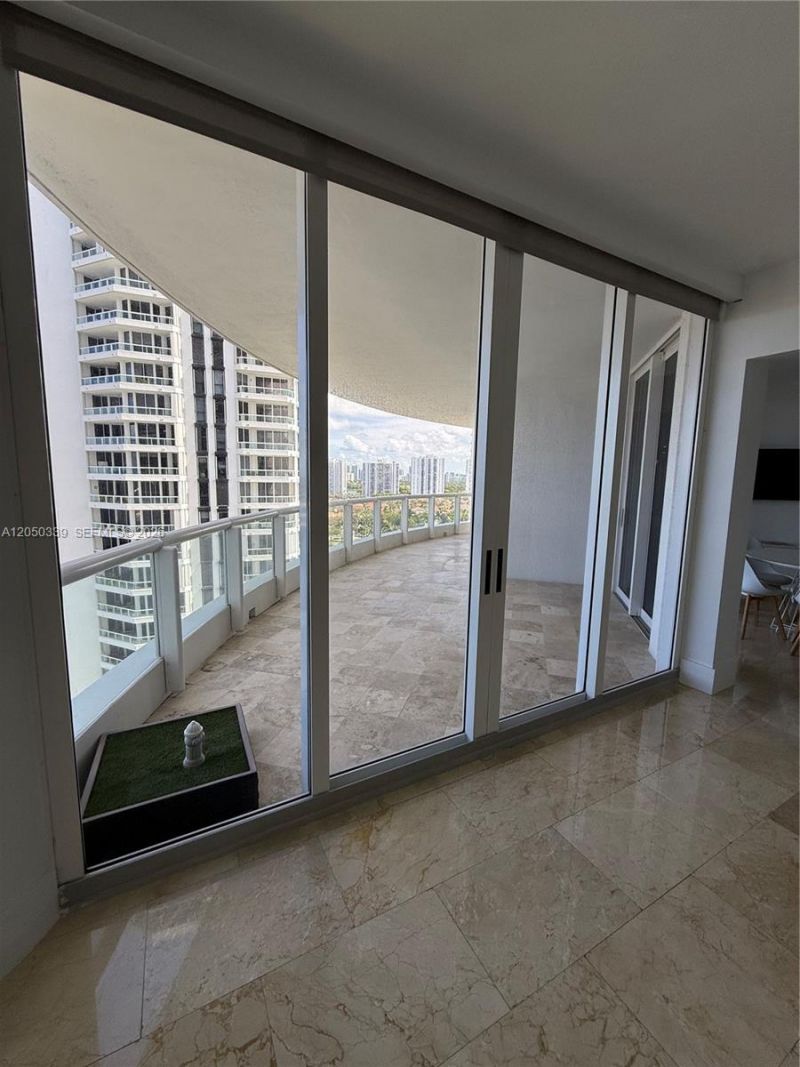 21200 Point Pl, Unit 1403, Aventura, FL 33180 Photo