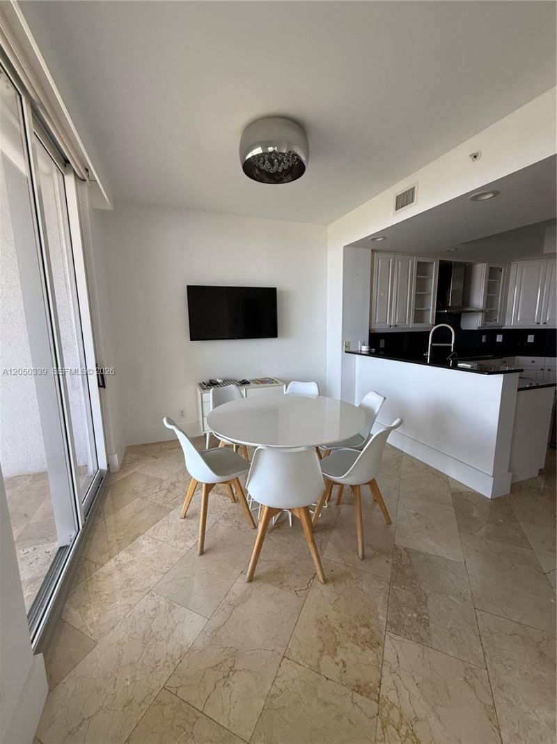 21200 Point Pl, Unit 1403, Aventura, FL 33180 Photo