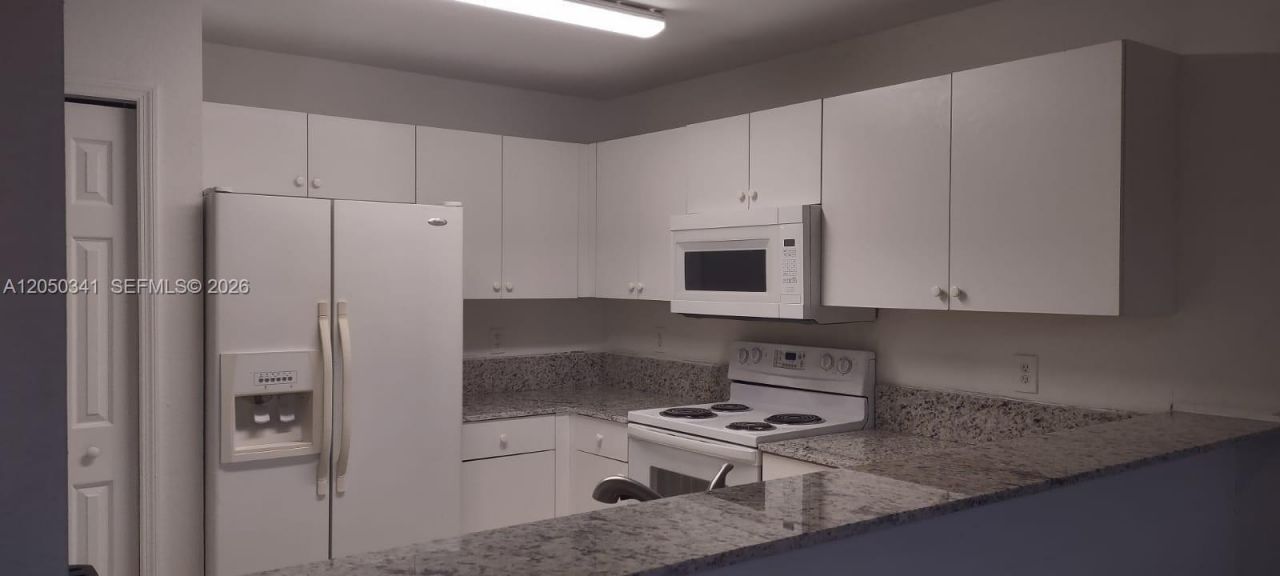 10902 NW 83rd St , Unit 209, Doral, FL 33178 Photo