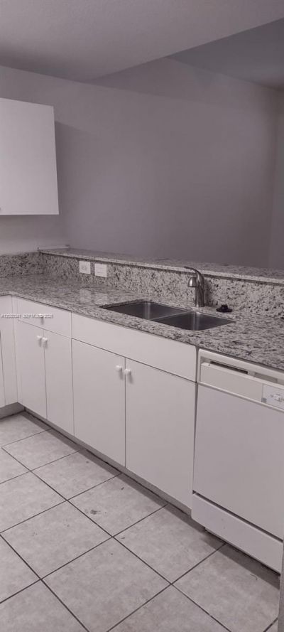 10902 NW 83rd St , Unit 209, Doral, FL 33178 Photo