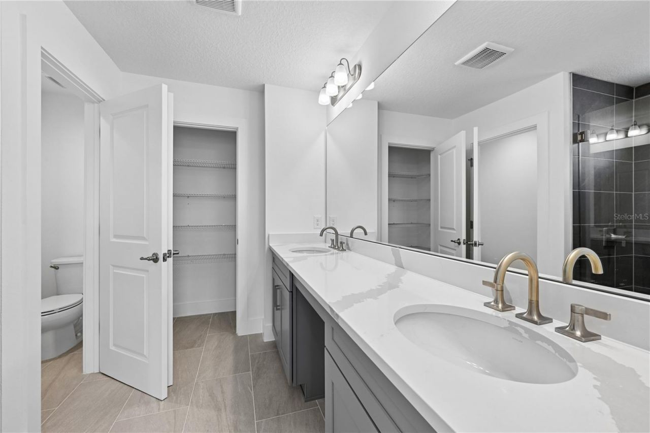 1582 Ridgeback Drive , Apopka, FL 32703 Photo