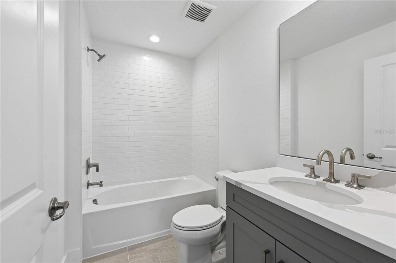 1582 Ridgeback Drive , Apopka, FL 32703 Photo