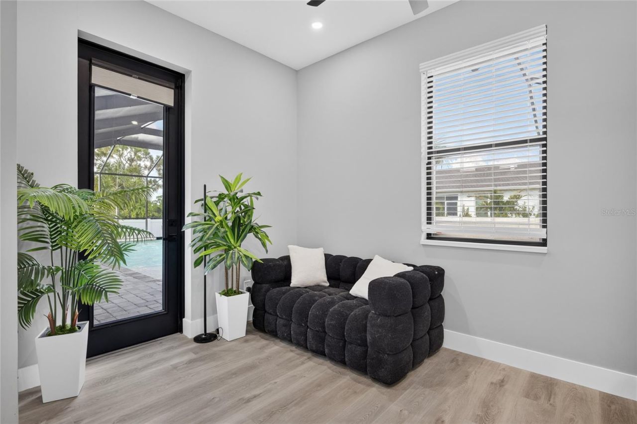 4700 NW 38th Avenue , Cape Coral, FL 33993 Photo
