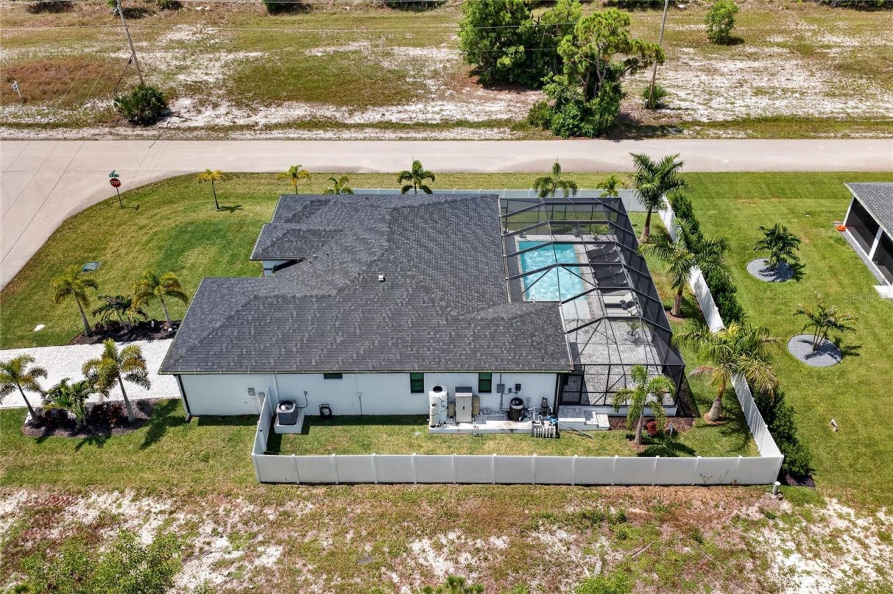 4700 NW 38th Avenue , Cape Coral, FL 33993 Photo