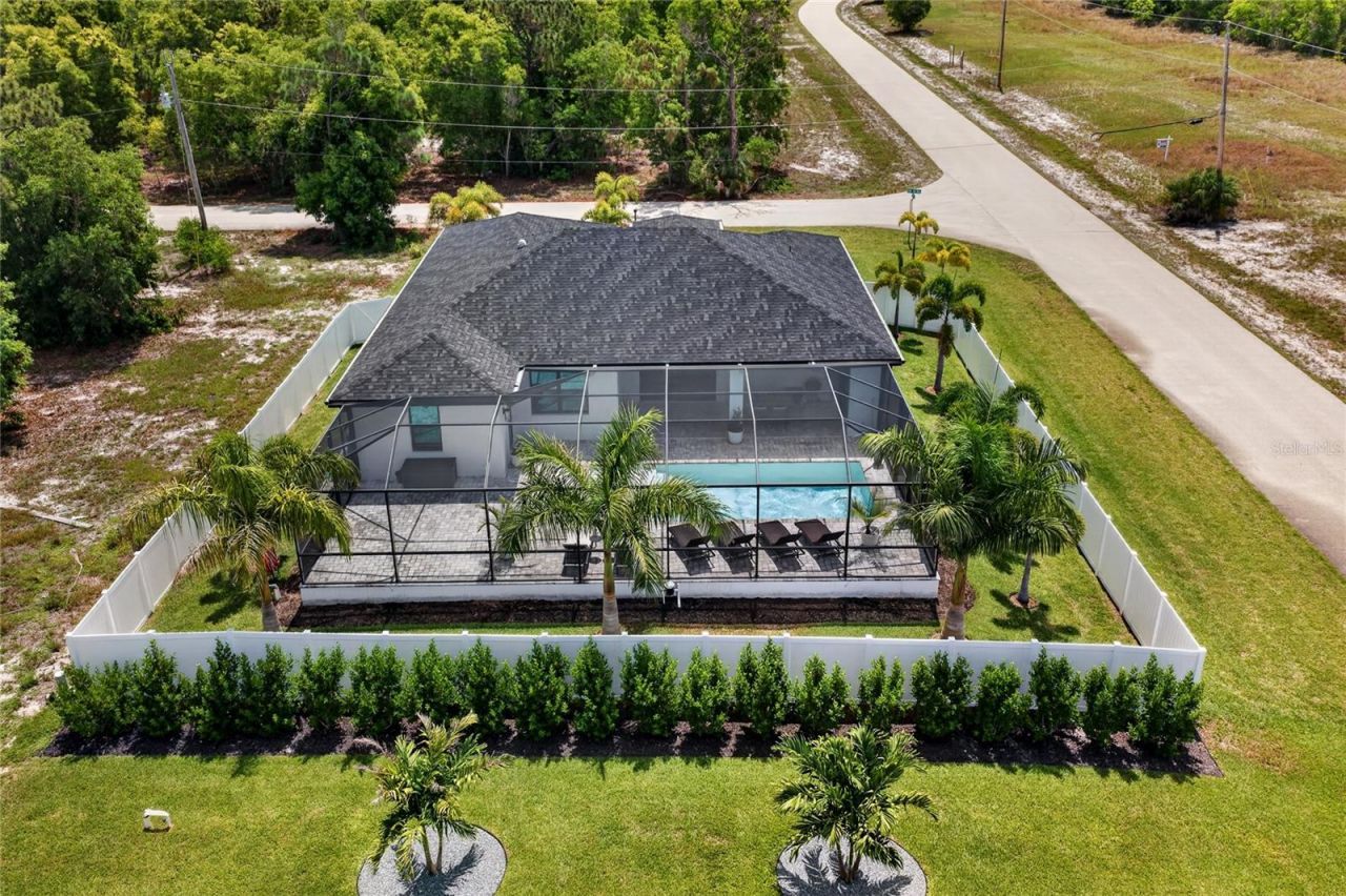 4700 NW 38th Avenue , Cape Coral, FL 33993 Photo