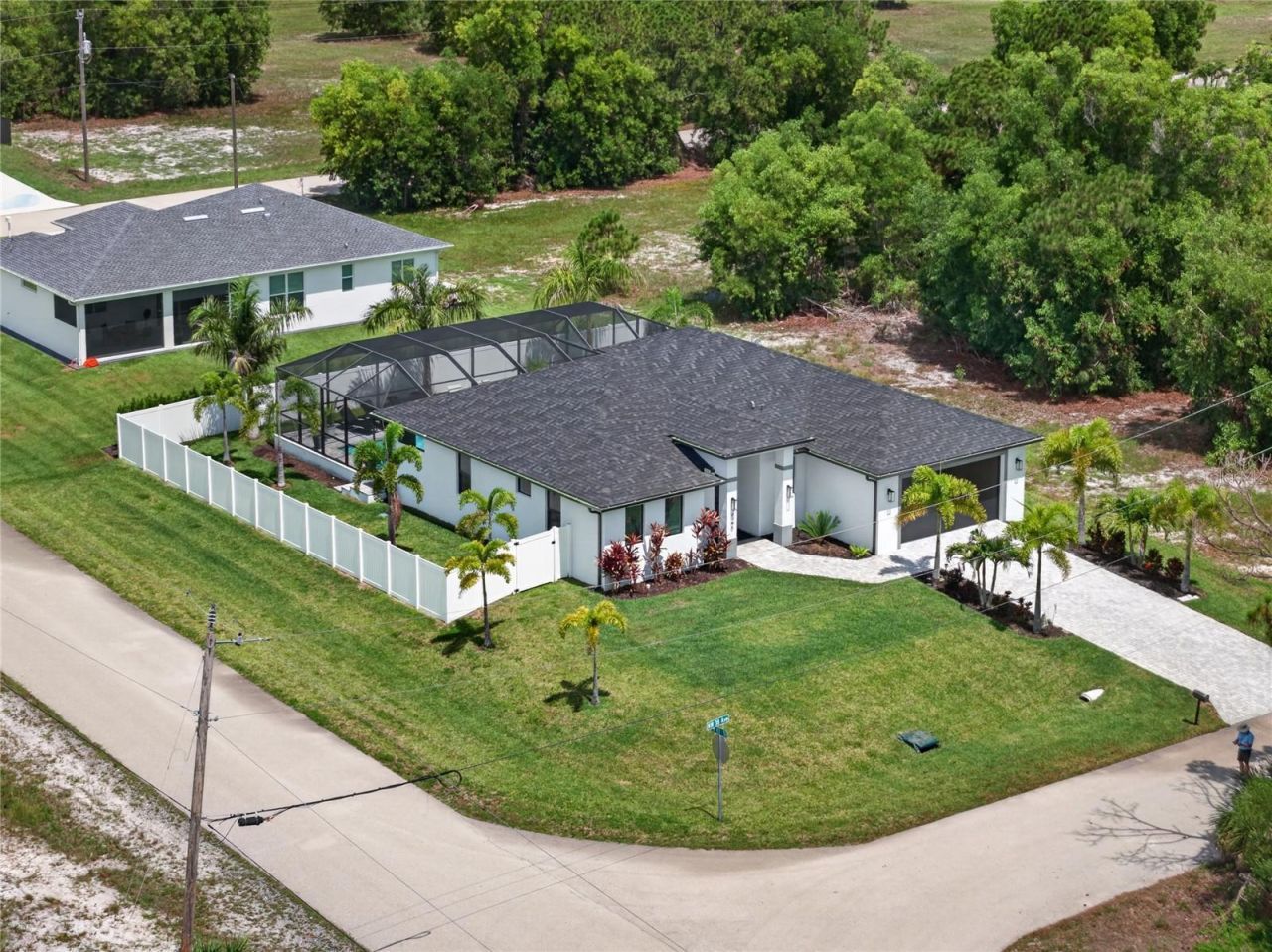 4700 NW 38th Avenue , Cape Coral, FL 33993 Photo