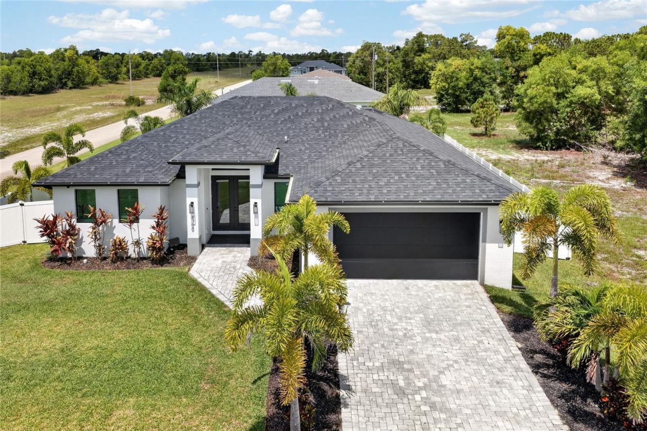 4700 NW 38th Avenue , Cape Coral, FL 33993 Photo