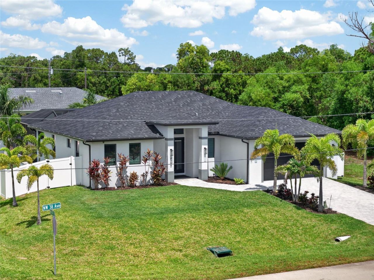 4700 NW 38th Avenue , Cape Coral, FL 33993 Photo