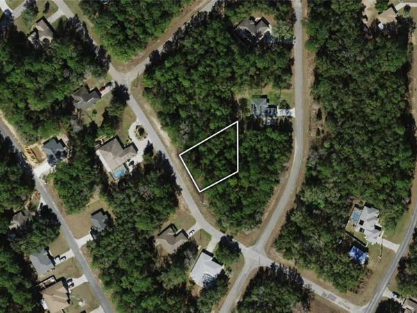8425 N FORESOME WAY , DUNNELLON, FL 34434