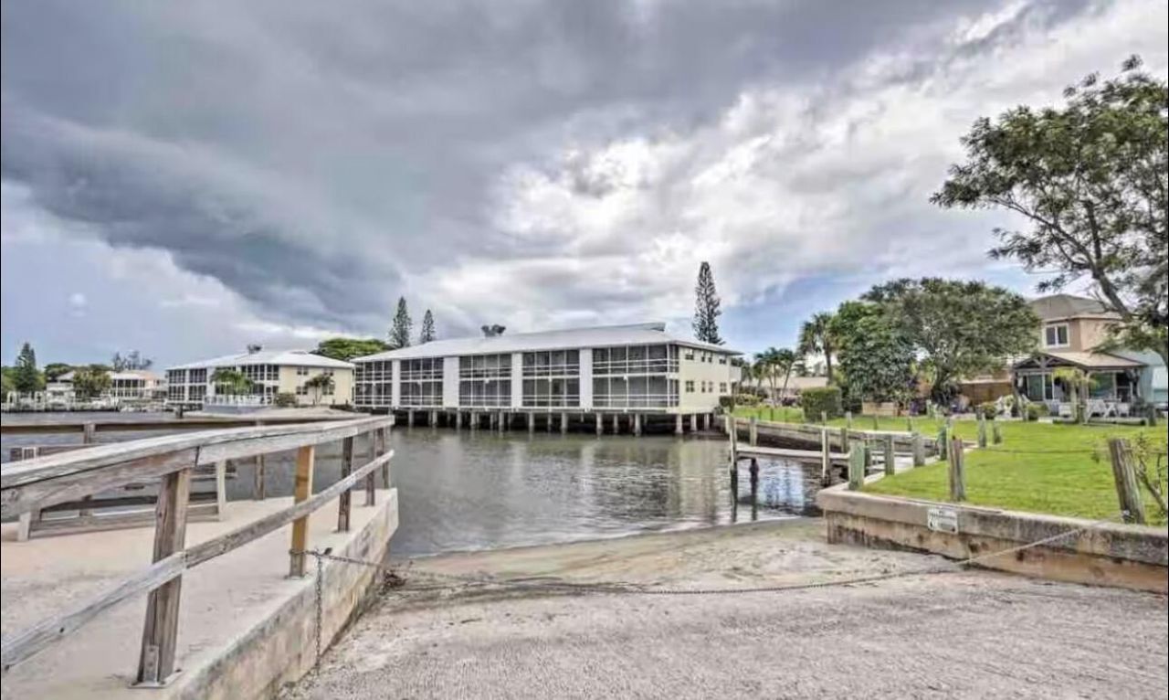 85 S Las Olas Drive, Jensen Beach, FL 34957 Photo