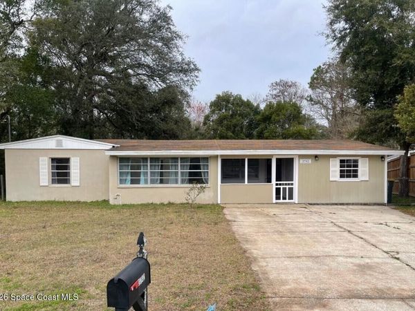 3742 Peach Drive , Jacksonville, FL 32246