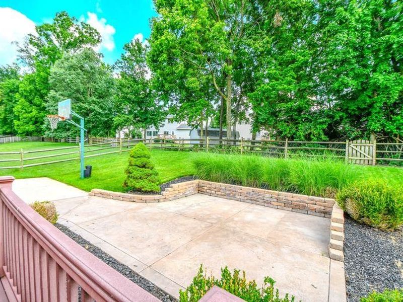 10278 Peacock Lane, Miamisburg, OH 45342 Photo 33