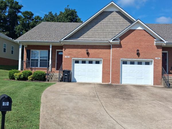 707 Pebble Stone Ct , Columbia, TN 38401