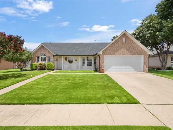 6213 Peach Tree Drive, Midlothian, TX 76065