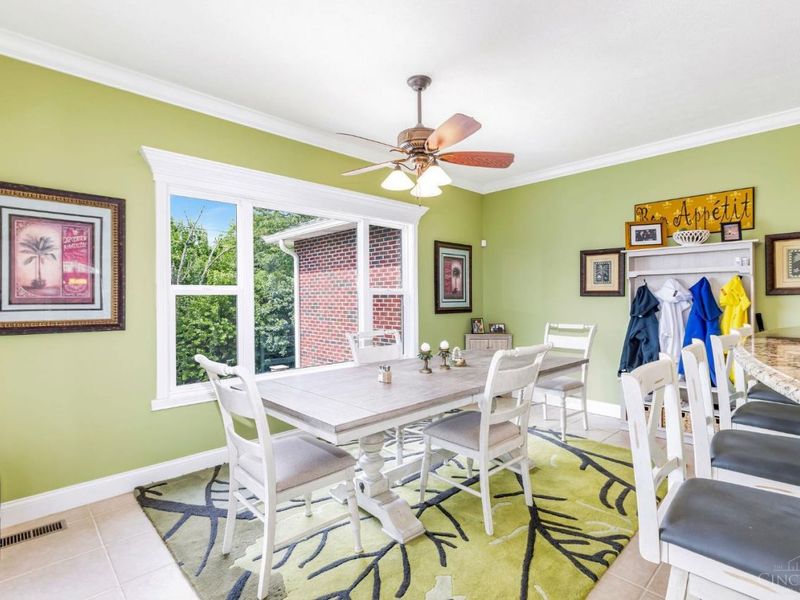 591 Hermay, Hamilton, OH 45013 Photo 16