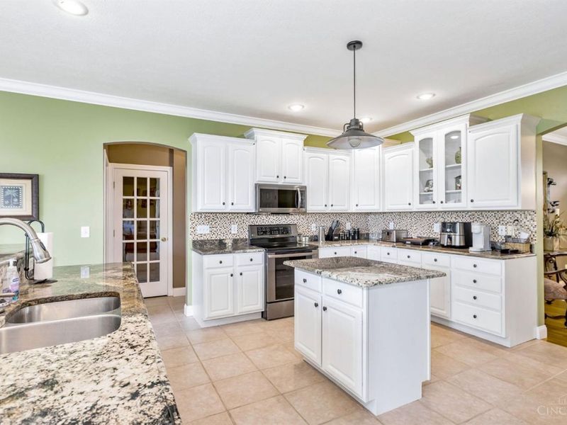 591 Hermay, Hamilton, OH 45013 Photo 19