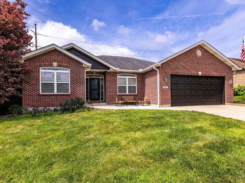 591 Hermay, Hamilton, OH 45013 Photo 2