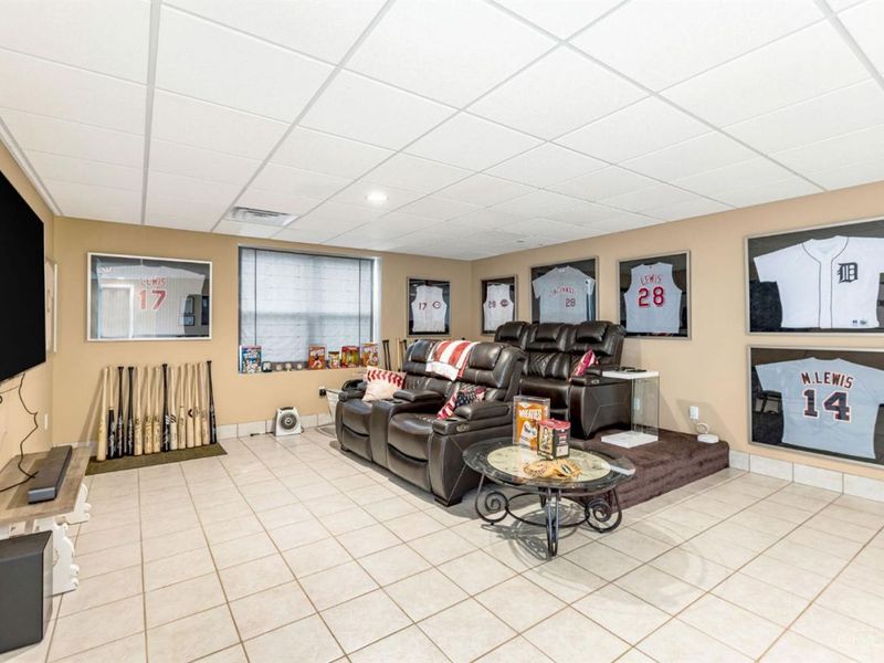 591 Hermay, Hamilton, OH 45013 Photo 32