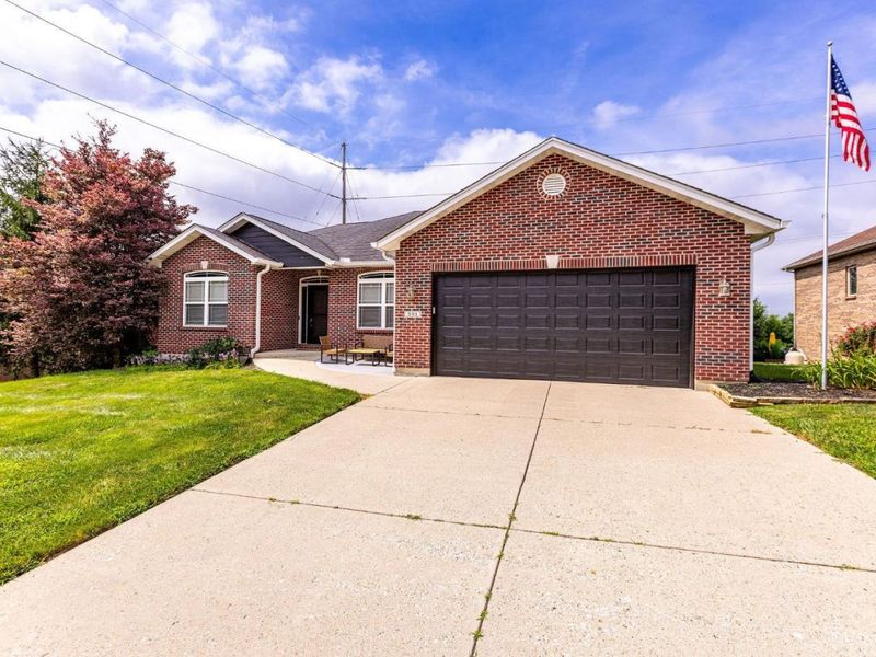 591 Hermay, Hamilton, OH 45013 Photo 4